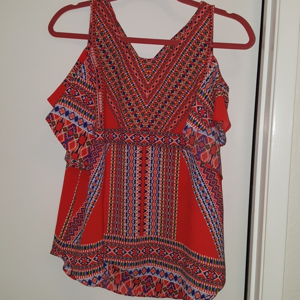 🌻By & By Cold Shoulder Top